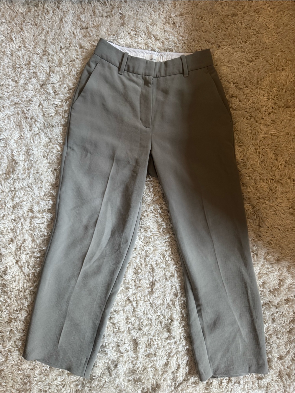 Aritzia Wilfred Carrot pants